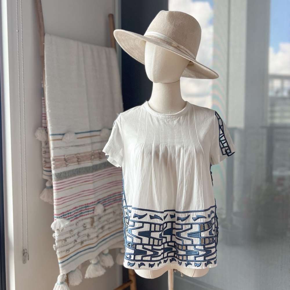 Sea New York White Blue Embroidered Short Sleeve Pullover Top Women’s Size 0